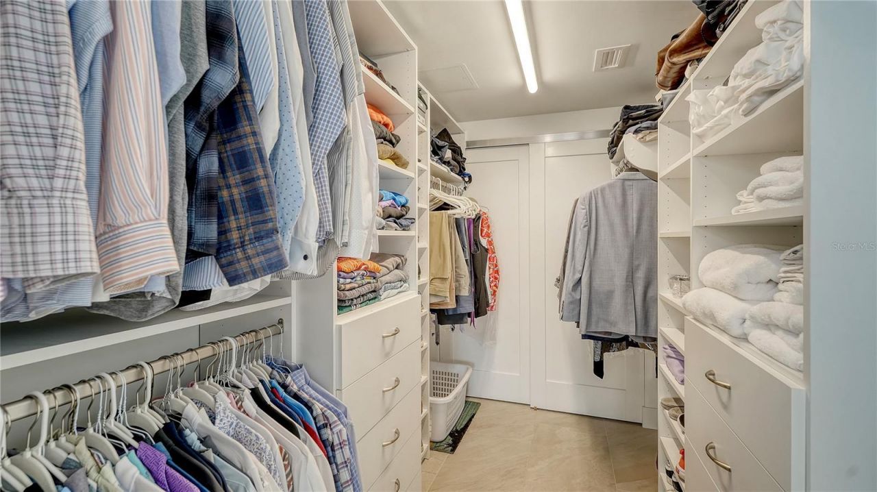 635 S Orange Avenue, Unit 301, Sarasota, FL 34236 Photo