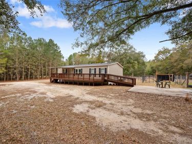 12104 SW 143RD STREET, ARCHER, FL 32618