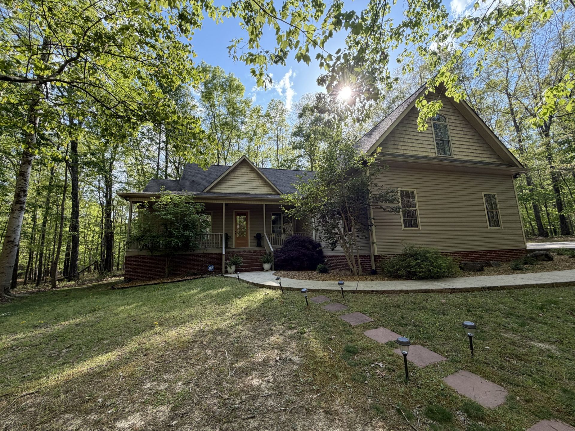 1629 Clifftops Ave, Monteagle, TN 37356 Main Photo