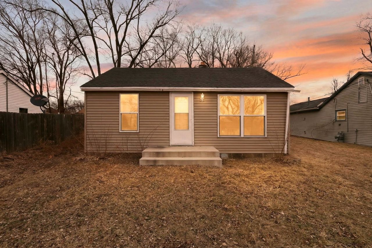 3136 Sewell Street, Rockford, IL 61109 Main Photo