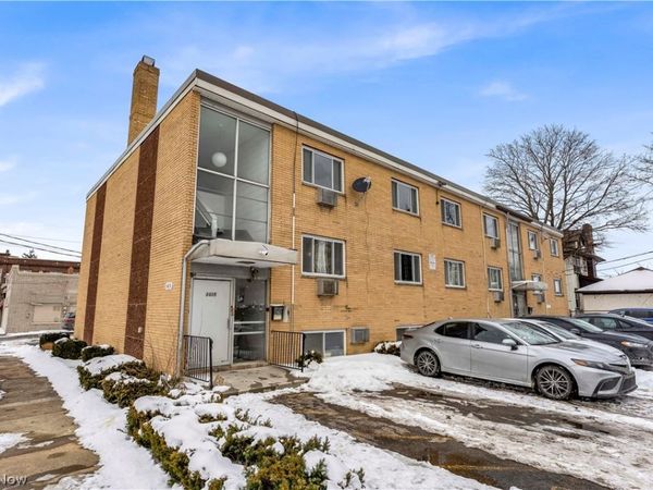 1415 Wyandotte Avenue, Unit 306, Lakewood, OH 44107