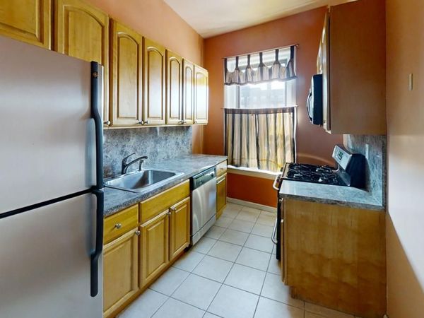 663 Locust Street , Unit 5-G, Mount Vernon, NY 10552