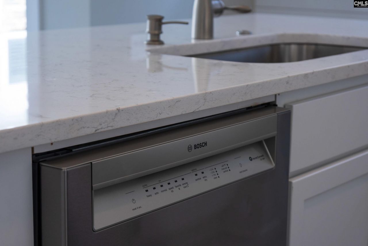 1209 Tributary Road Photo 9