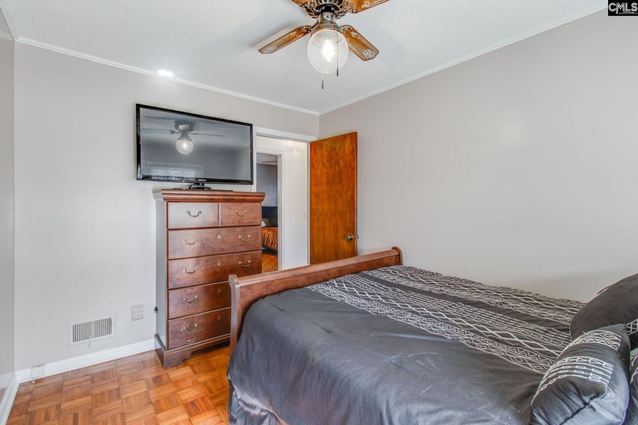 400 Bosworth Field Court Photo 12