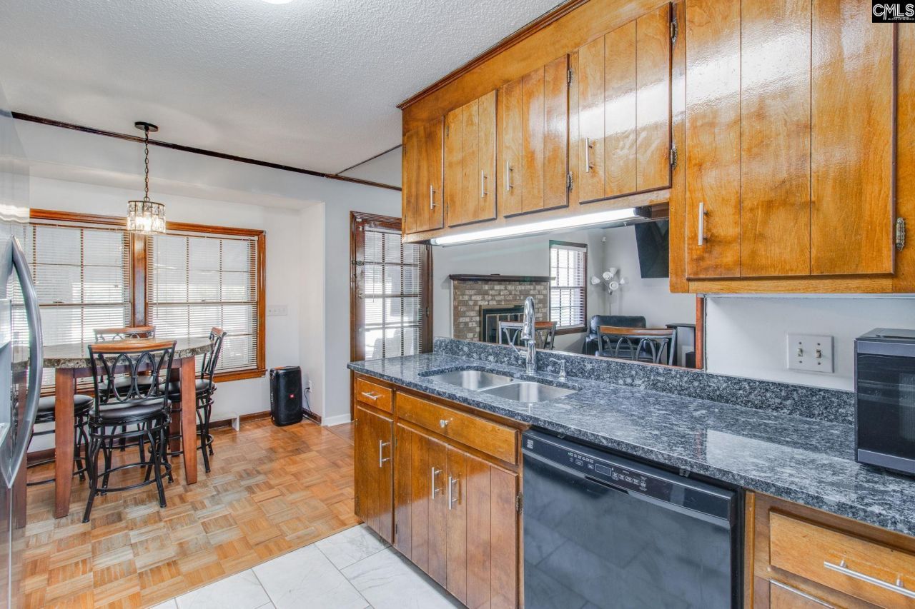 400 Bosworth Field Court Photo 6