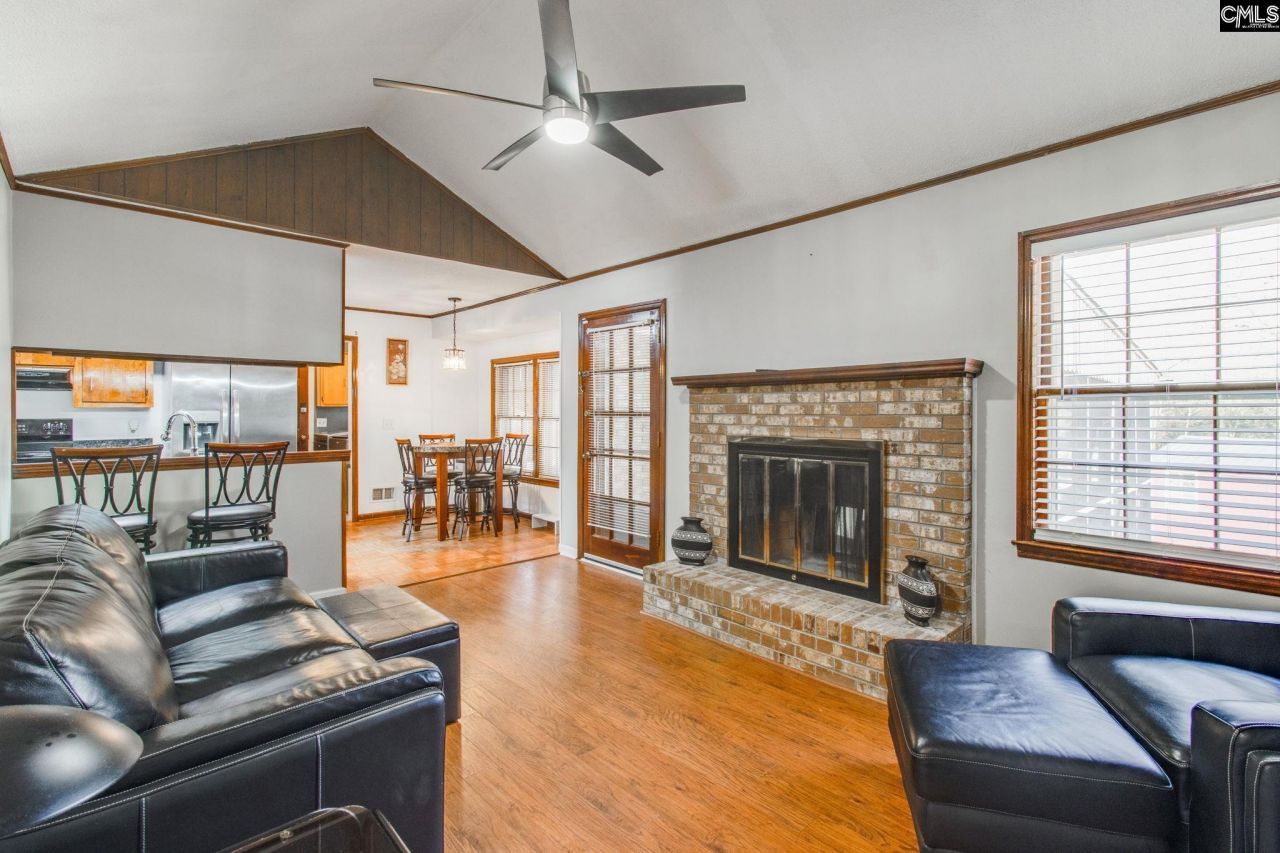 400 Bosworth Field Court Photo 8