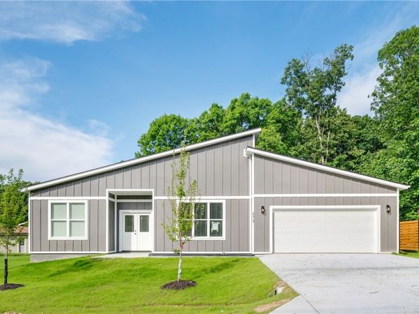 273 Stoneykirk Drive, Bella Vista, AR 72715