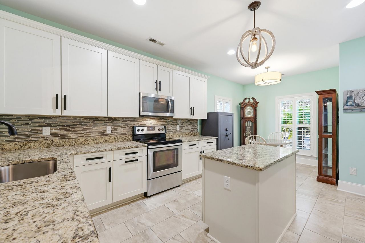 330 Mesa Grande Dr.  Photo 11