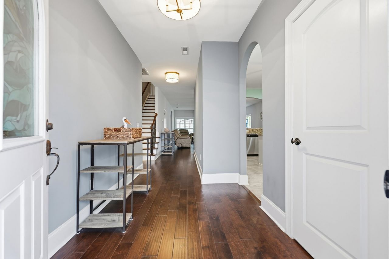 330 Mesa Grande Dr.  Photo 4