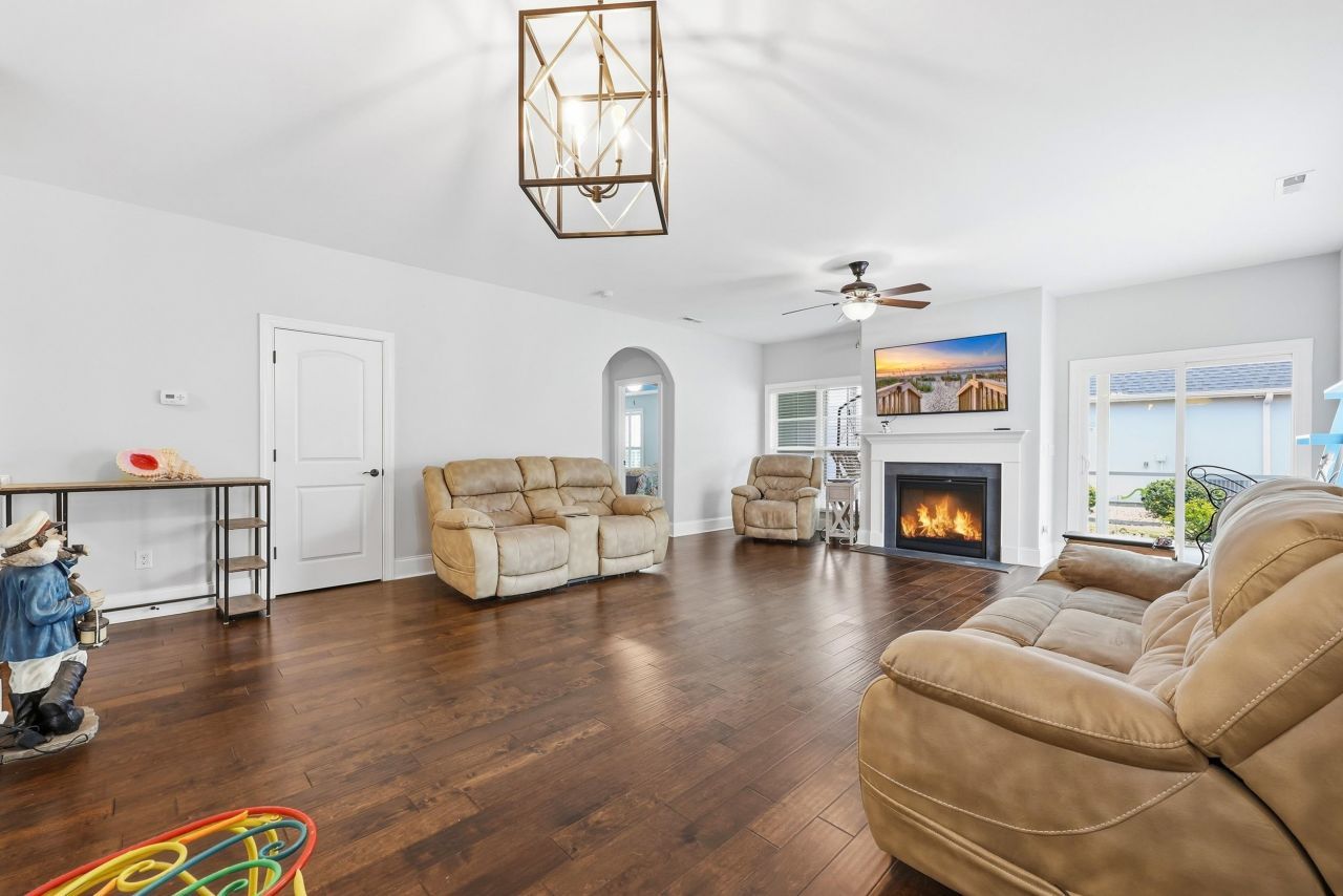 330 Mesa Grande Dr.  Photo 8