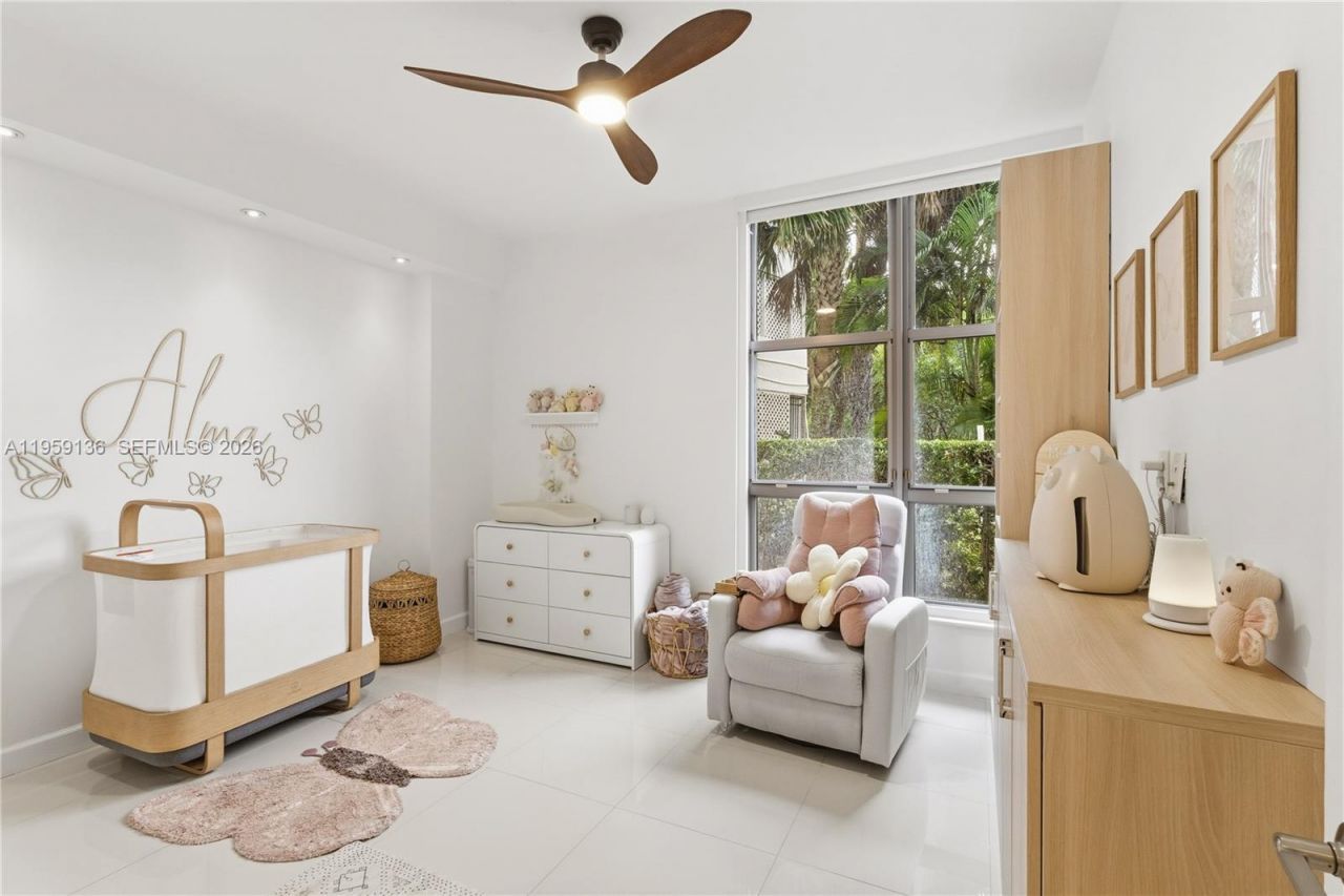 3500 Mystic Pointe Dr, Unit 104, Aventura, FL 33180 Photo