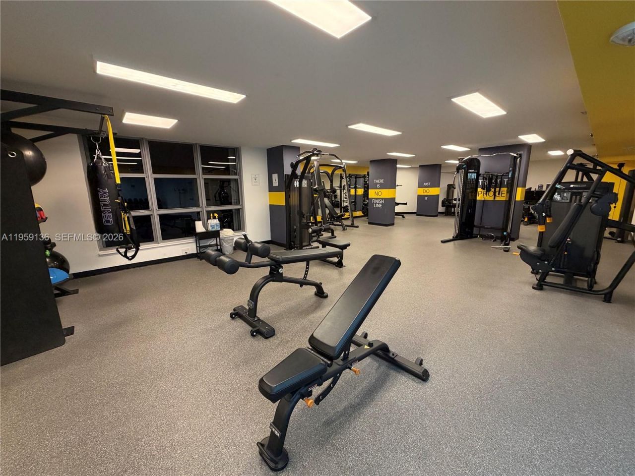 3500 Mystic Pointe Dr, Unit 104, Aventura, FL 33180 Photo