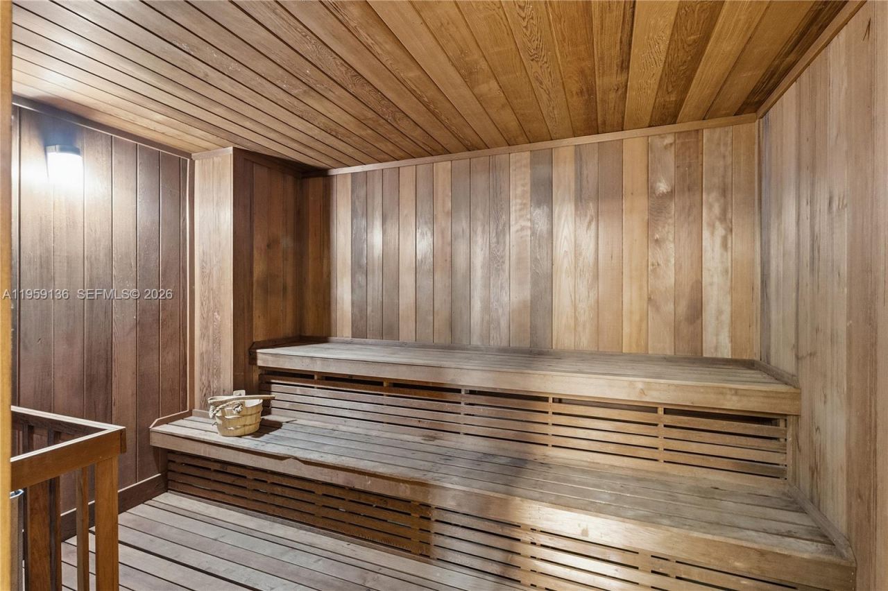 3500 Mystic Pointe Dr, Unit 104, Aventura, FL 33180 Photo