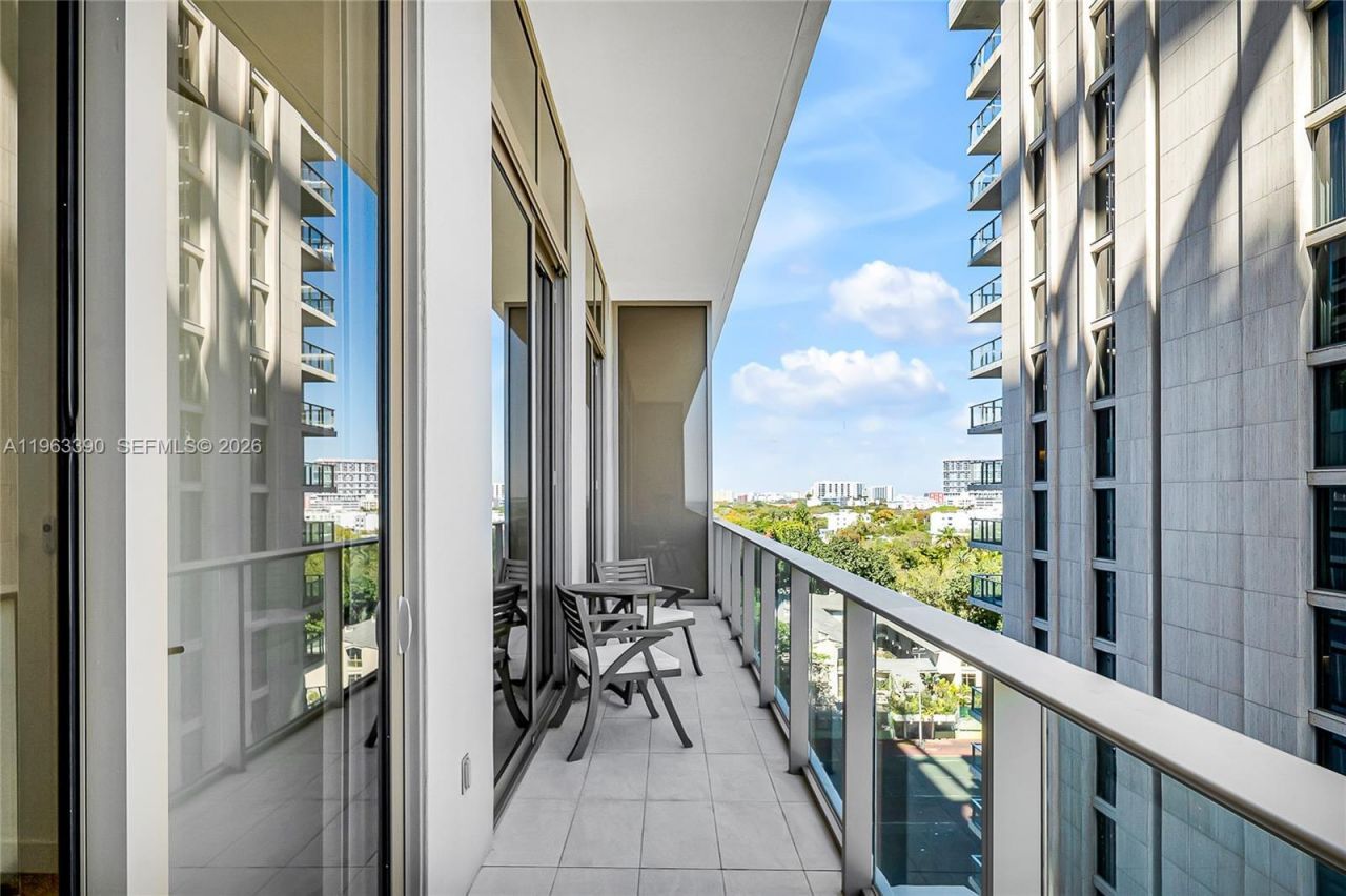 2655 S Bayshore Dr, Unit 706, Miami, FL 33133 Photo