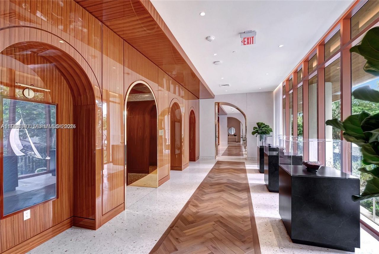 2655 S Bayshore Dr, Unit 706, Miami, FL 33133 Photo