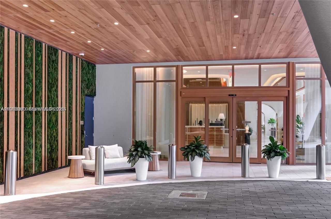 2655 S Bayshore Dr, Unit 706, Miami, FL 33133 Photo