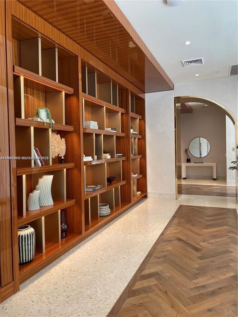 2655 S Bayshore Dr, Unit 706, Miami, FL 33133 Photo