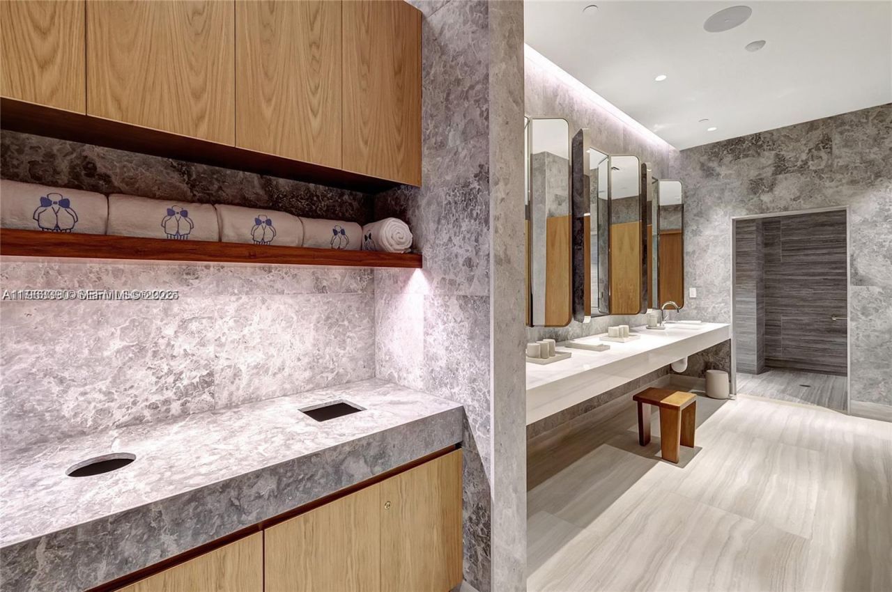 2655 S Bayshore Dr, Unit 706, Miami, FL 33133 Photo