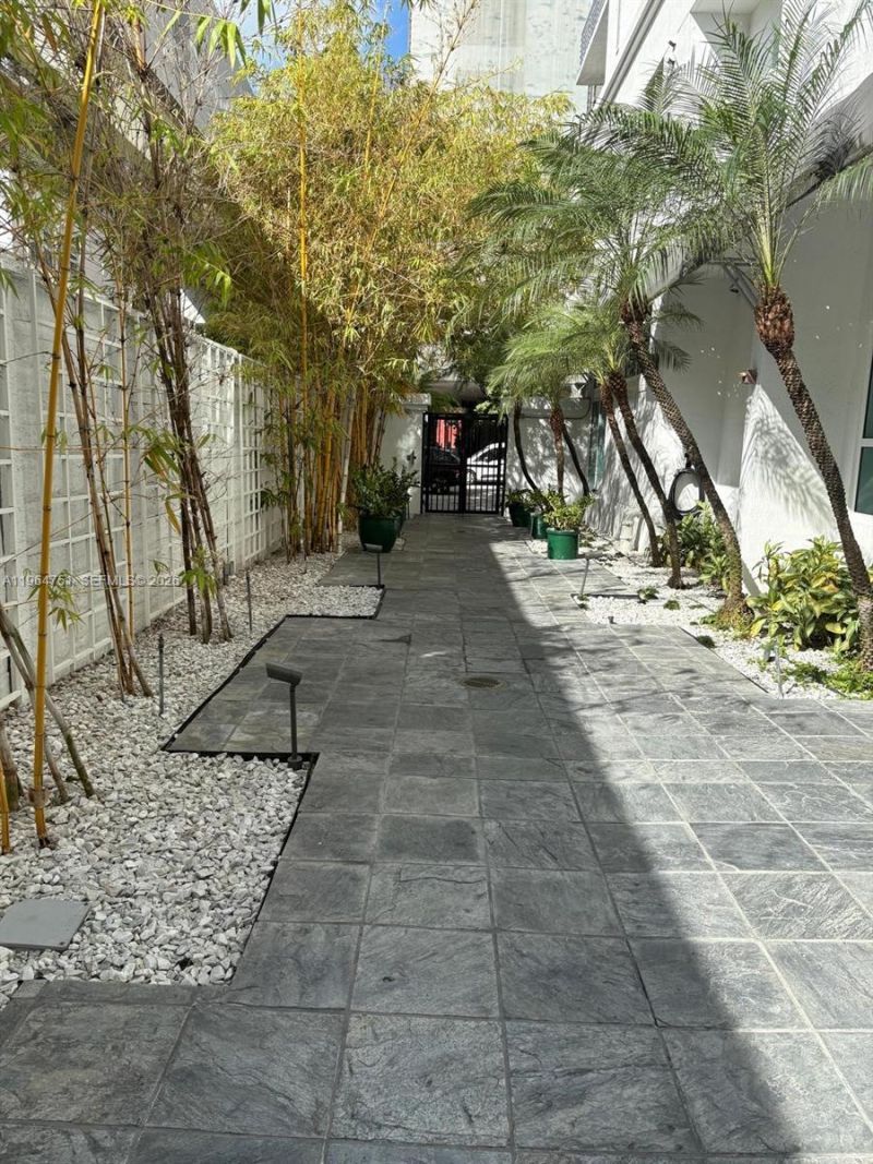 234 NE 3rd St, Unit 1509, Miami, FL 33132 Photo