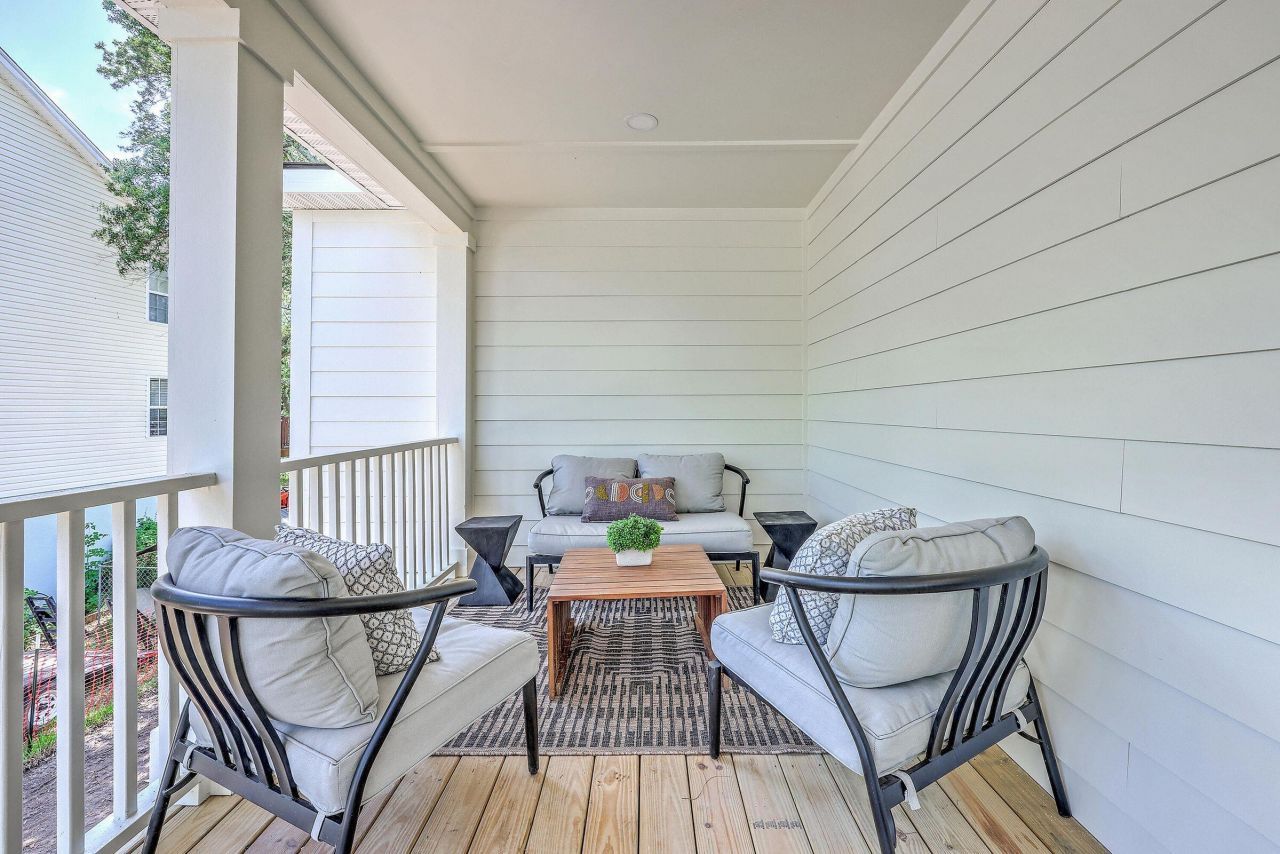 1685 Old Military Road Photo 14