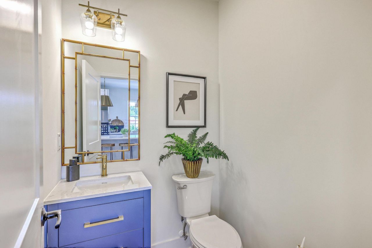 1685 Old Military Road Photo 27