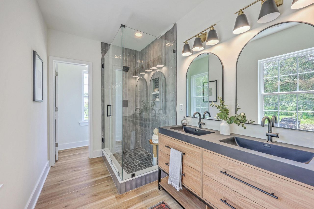 1685 Old Military Road Photo 33