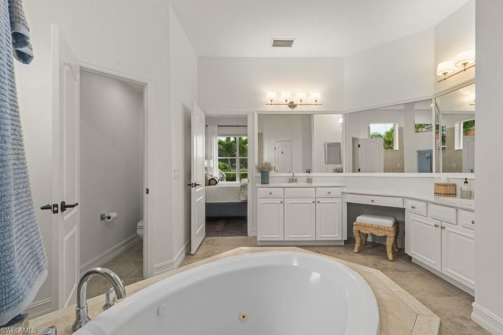 2648 Fairmont Isle Cir , Cape Coral, FL 33991 Photo