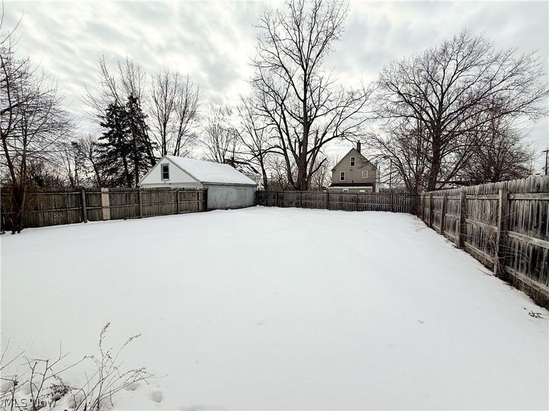 2140 12th Street SW, Akron, OH 44314 Photo 5