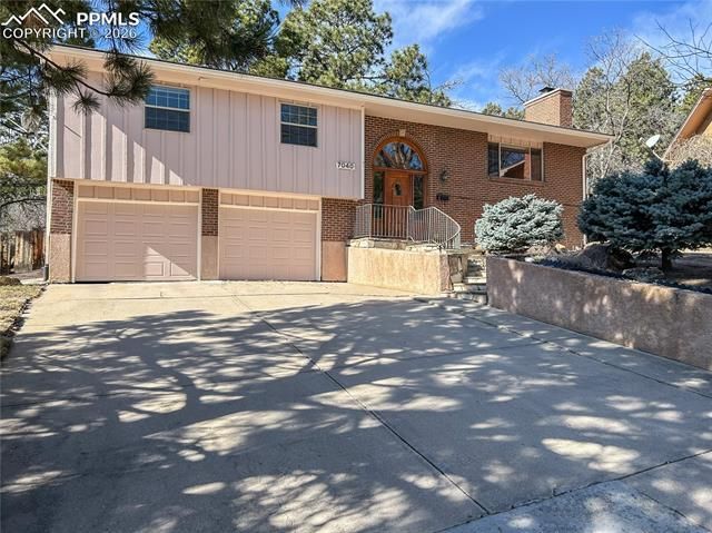 7040 Buckhorn Circle, Colorado Springs, CO 80919 Main Photo