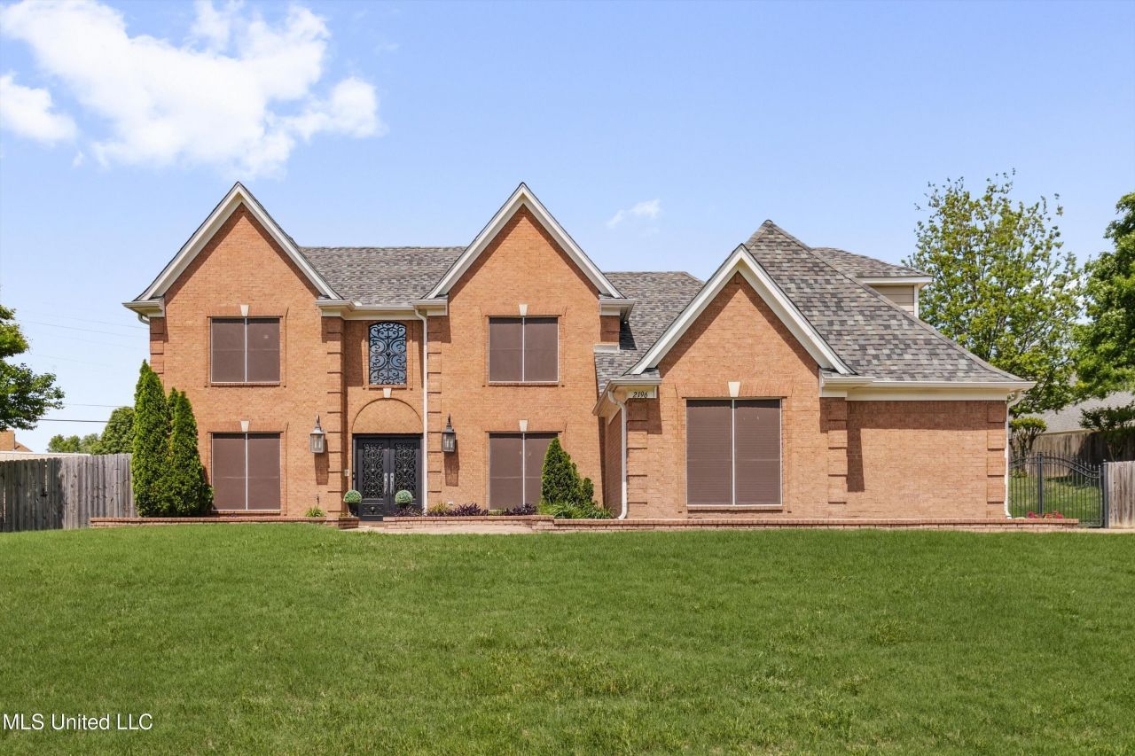 2196 Little Elk Cove, Southaven, MS 38672 Main Photo