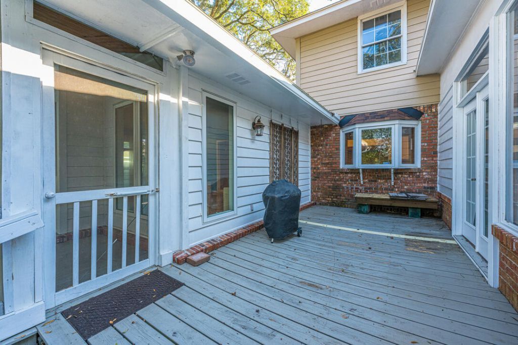 1805 Huntington Drive Photo 16