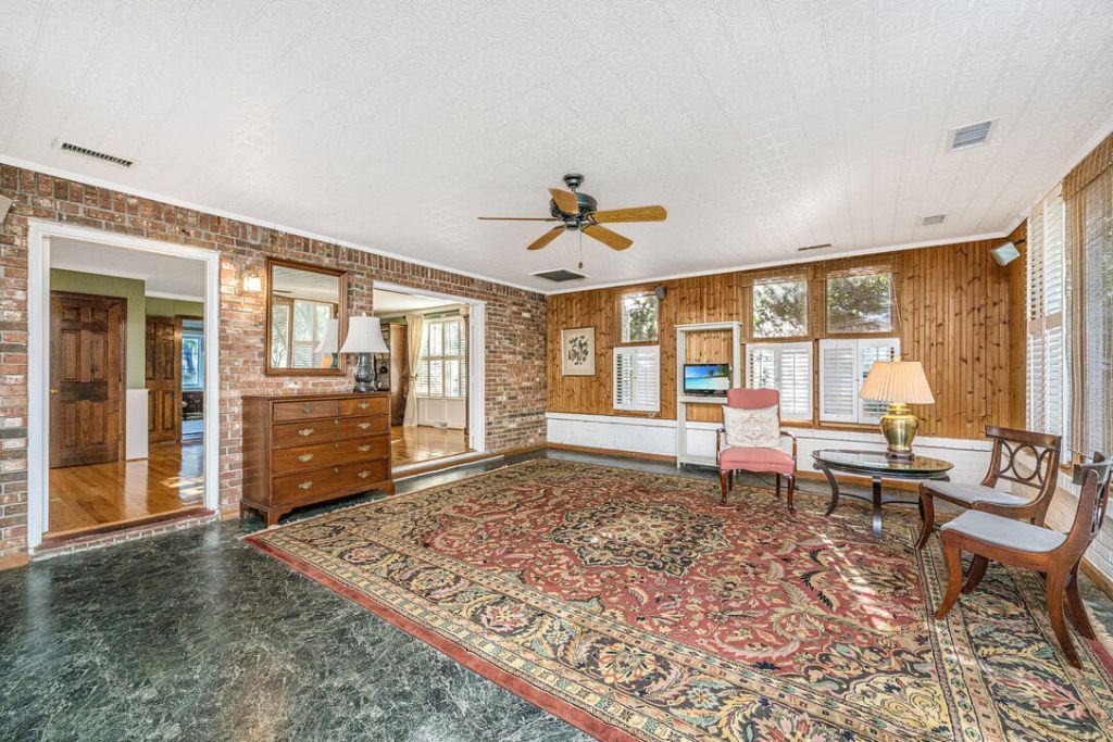 1805 Huntington Drive Photo 28