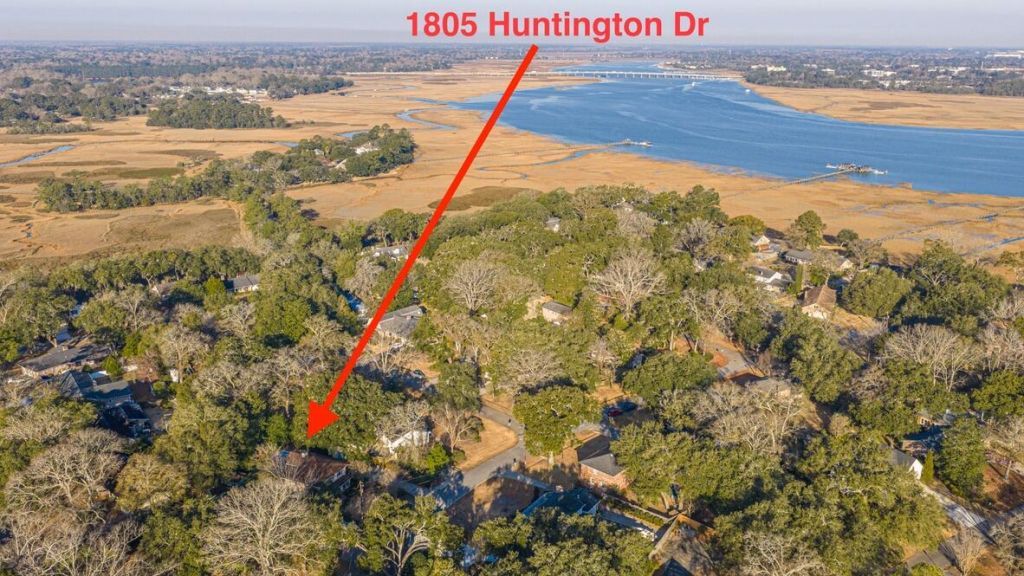 1805 Huntington Drive Photo 5