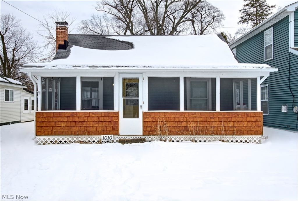 1010 East Drive, Huron, OH 44839 Main Photo