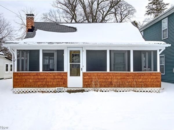 1010 East Drive, Huron, OH 44839