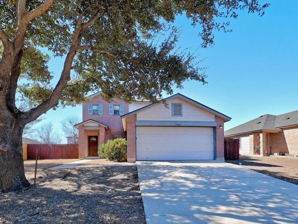 3502 Sandy Brook DR, Round Rock, TX 78665