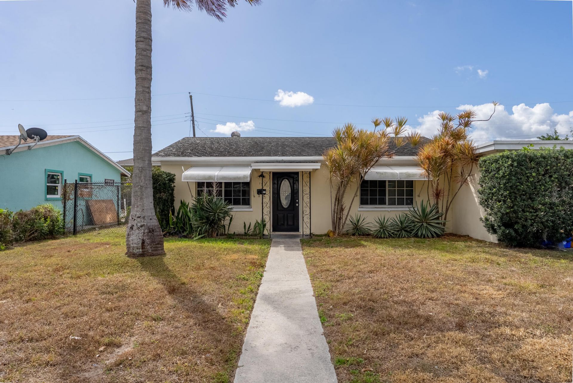 137 W 34th Street, Riviera Beach, FL 33404 Photo