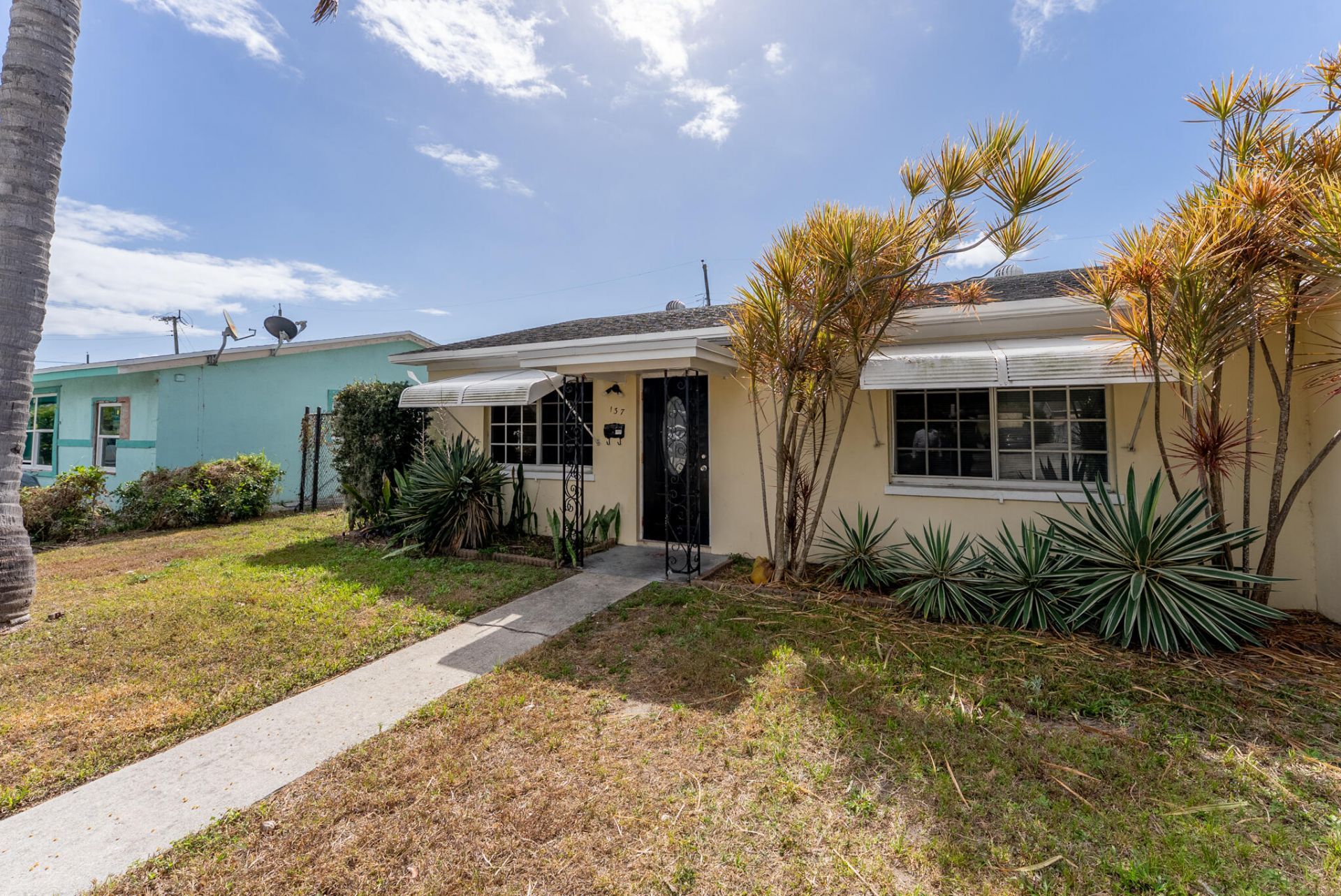 137 W 34th Street, Riviera Beach, FL 33404 Photo