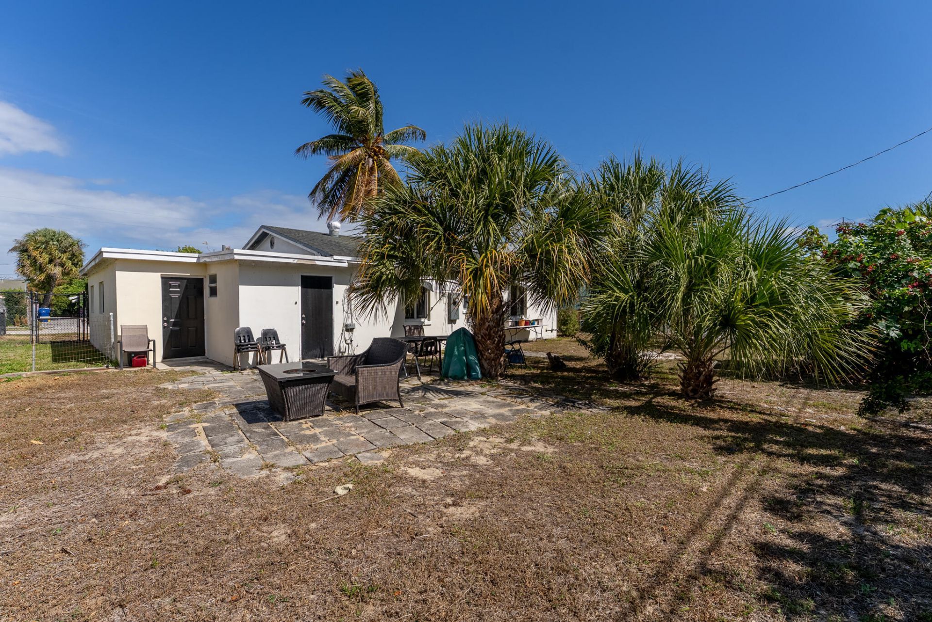 137 W 34th Street, Riviera Beach, FL 33404 Photo