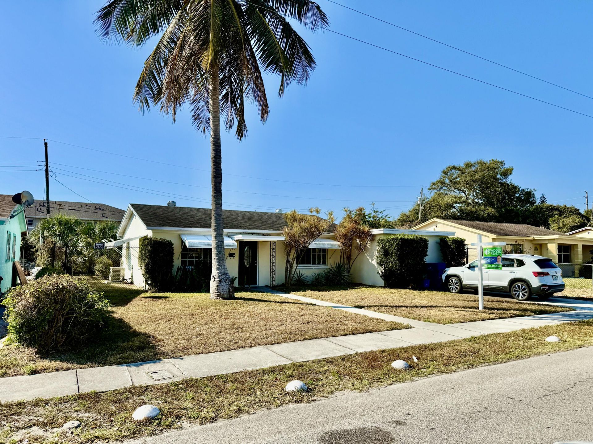 137 W 34th Street, Riviera Beach, FL 33404 Photo