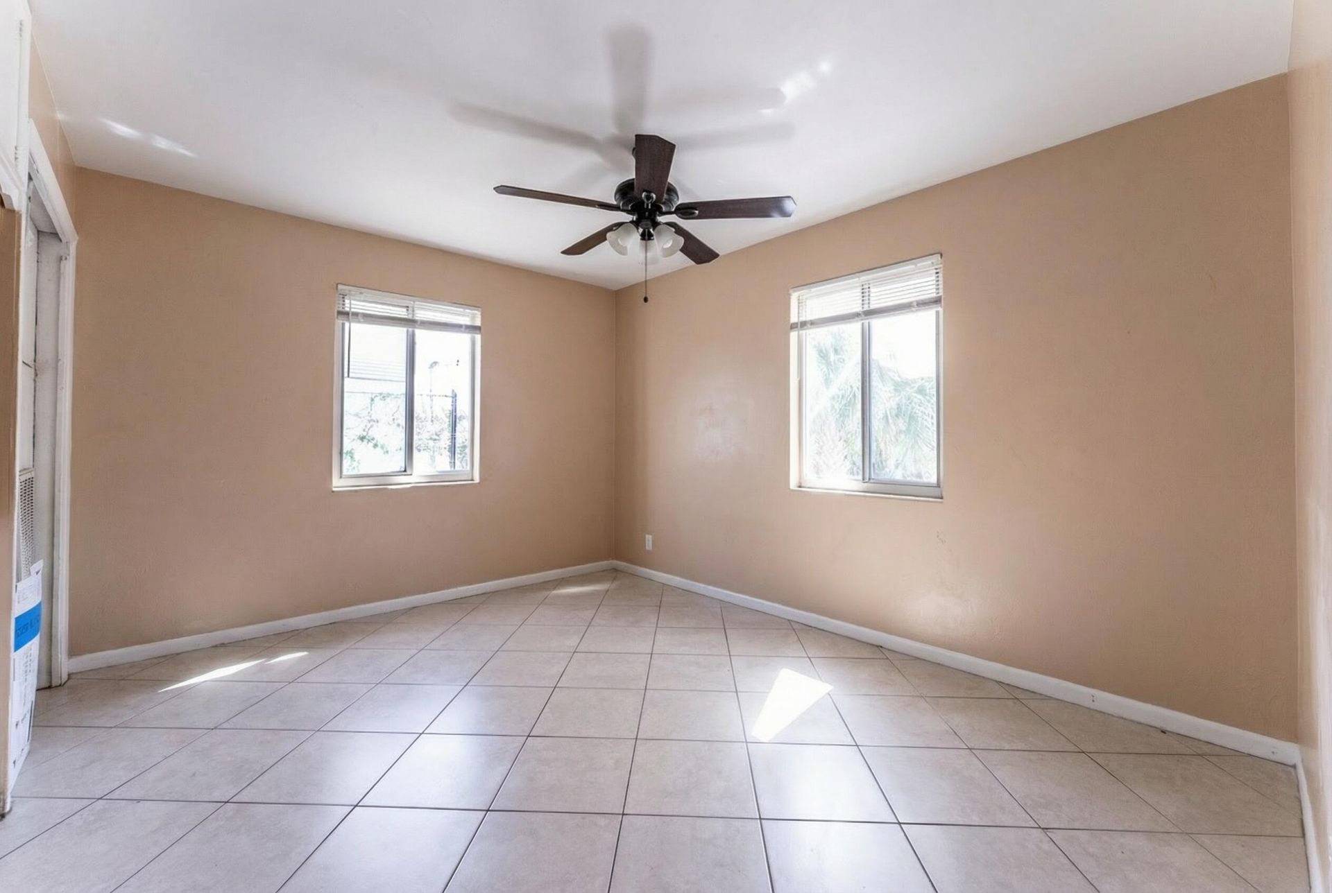 137 W 34th Street, Riviera Beach, FL 33404 Photo