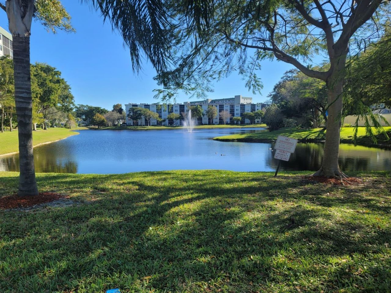 2200 S Cypress Bend Drive, Unit 308, Pompano Beach, FL 33069 Photo