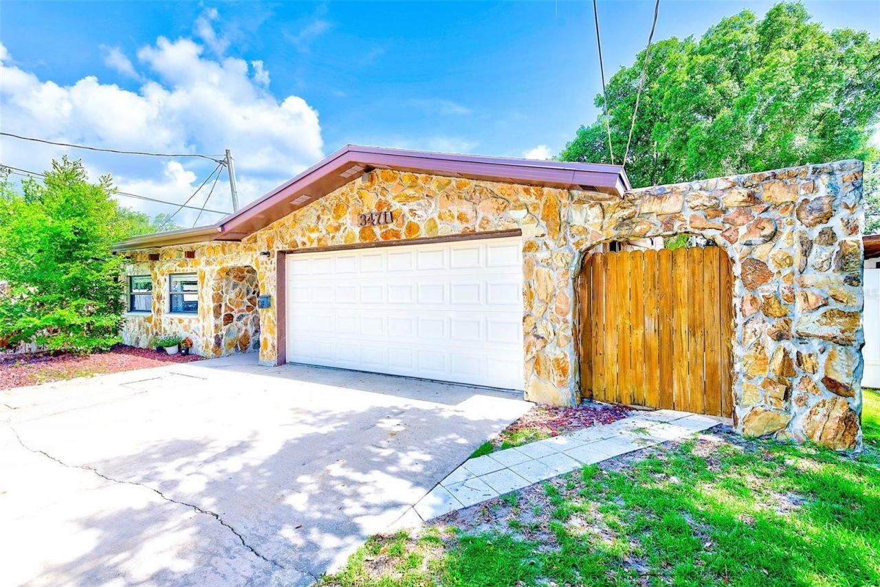 3471 14th Avenue N, Saint Petersburg, FL 33713 Main Photo