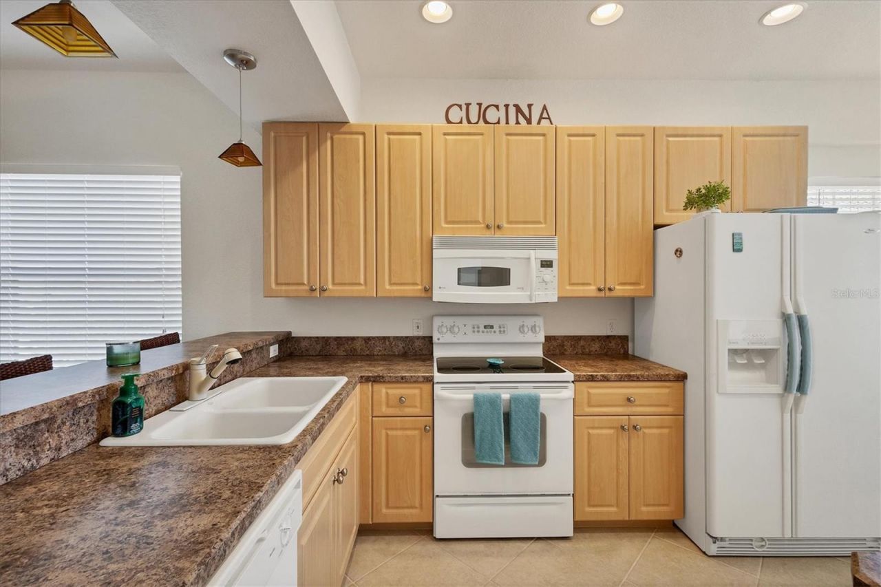 5016 E Seagrass Drive, Venice, FL 34293 Photo