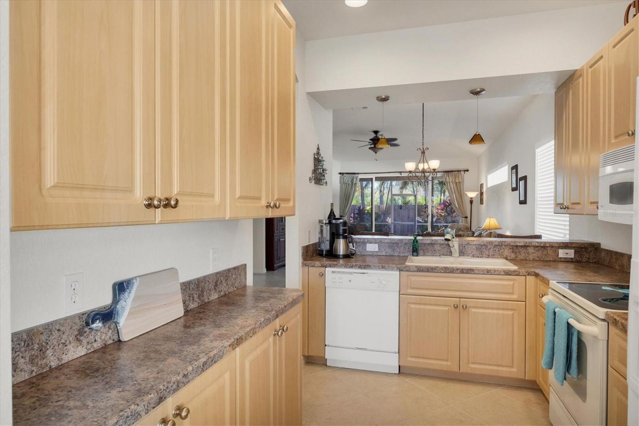 5016 E Seagrass Drive, Venice, FL 34293 Photo