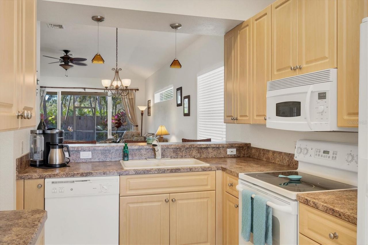 5016 E Seagrass Drive, Venice, FL 34293 Photo