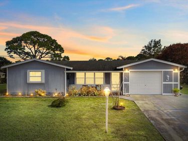 1106 LANDSDOWNE DRIVE, SEBASTIAN, FL 32958