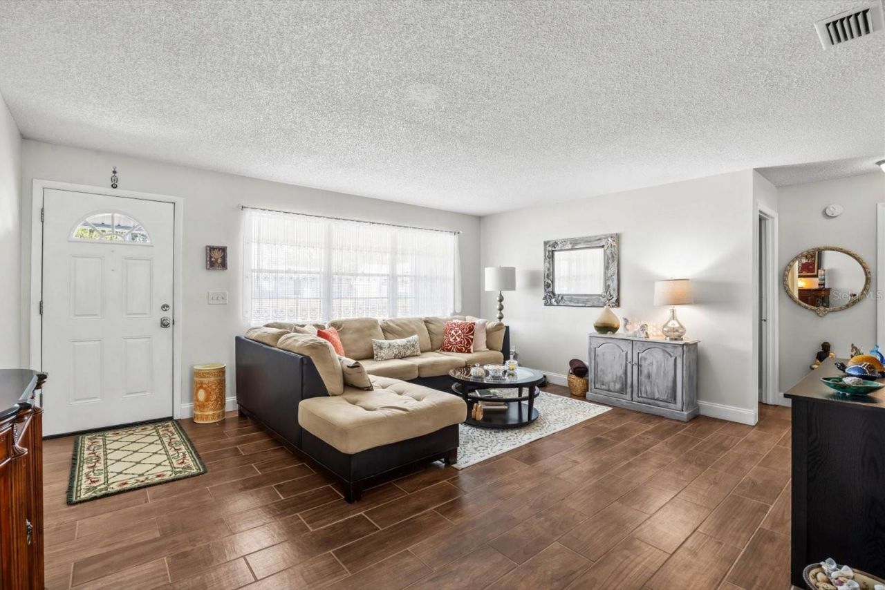 1106 Landsdowne Drive, Sebastian, FL 32958 Photo