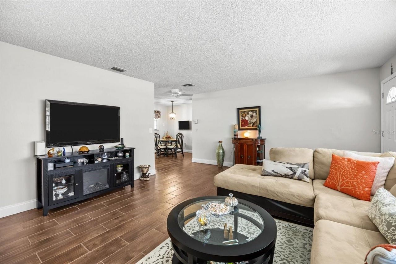 1106 Landsdowne Drive, Sebastian, FL 32958 Photo