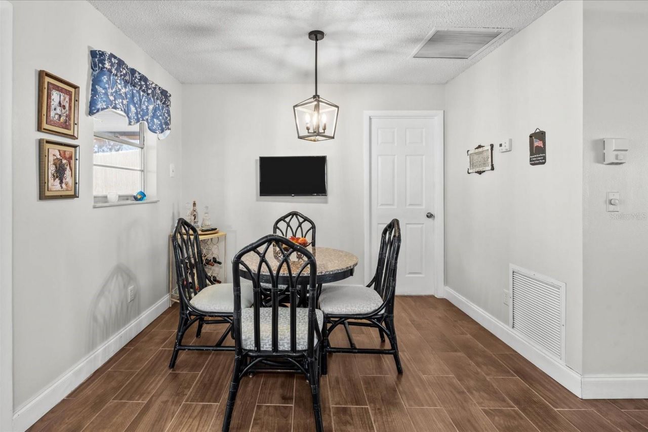 1106 Landsdowne Drive, Sebastian, FL 32958 Photo